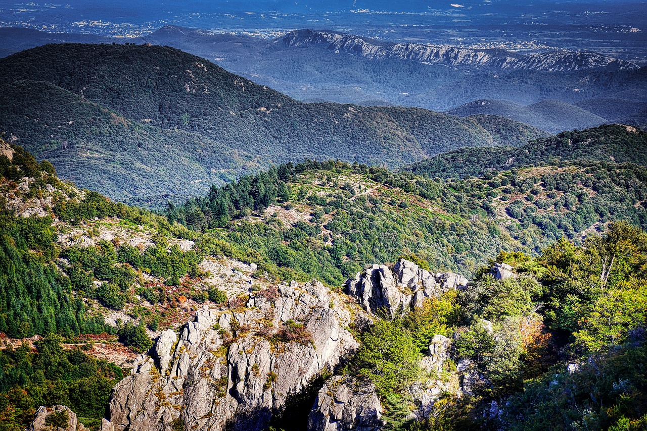 Corniche des Cévennes en moto. Voyage, séjour et road trip organisé